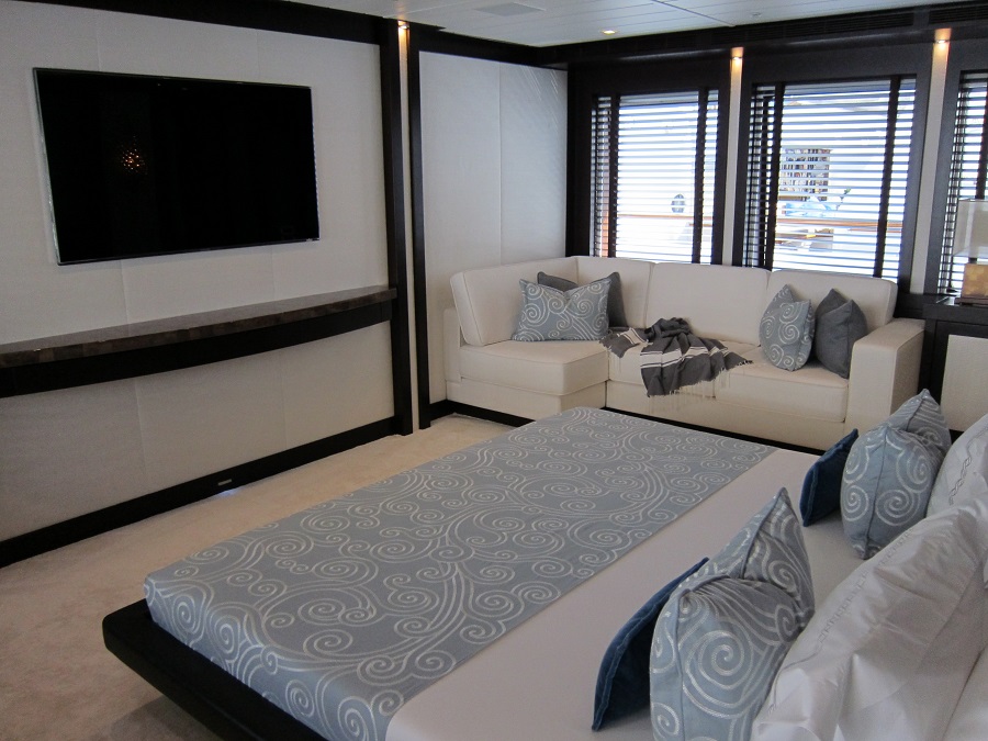 bedroom on Karia yacht bedroom