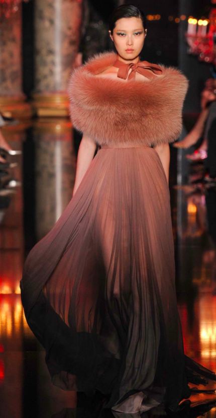 Elie Saab pale nude dress with fur collar for Julianna Marguilies red carpet